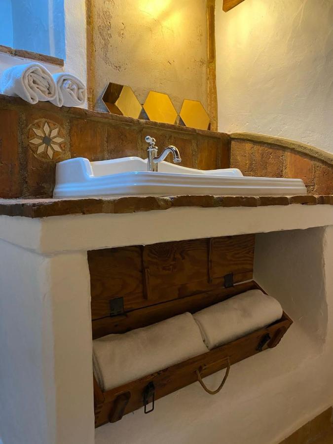 Bed and Breakfast La Sosta Del Vento Кастильоне-деи-Пеполи Экстерьер фото